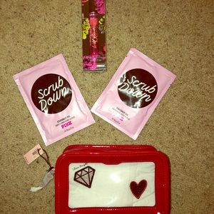 🎀 VS PINK BUNDLE BRAND NEW 🎀